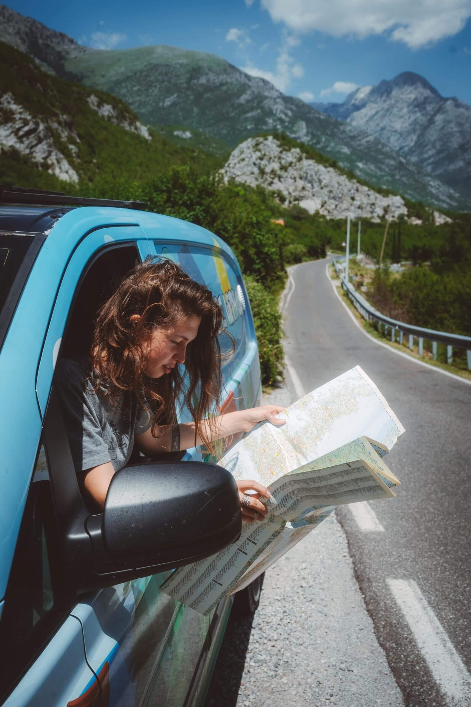 Van Travel mountains sea