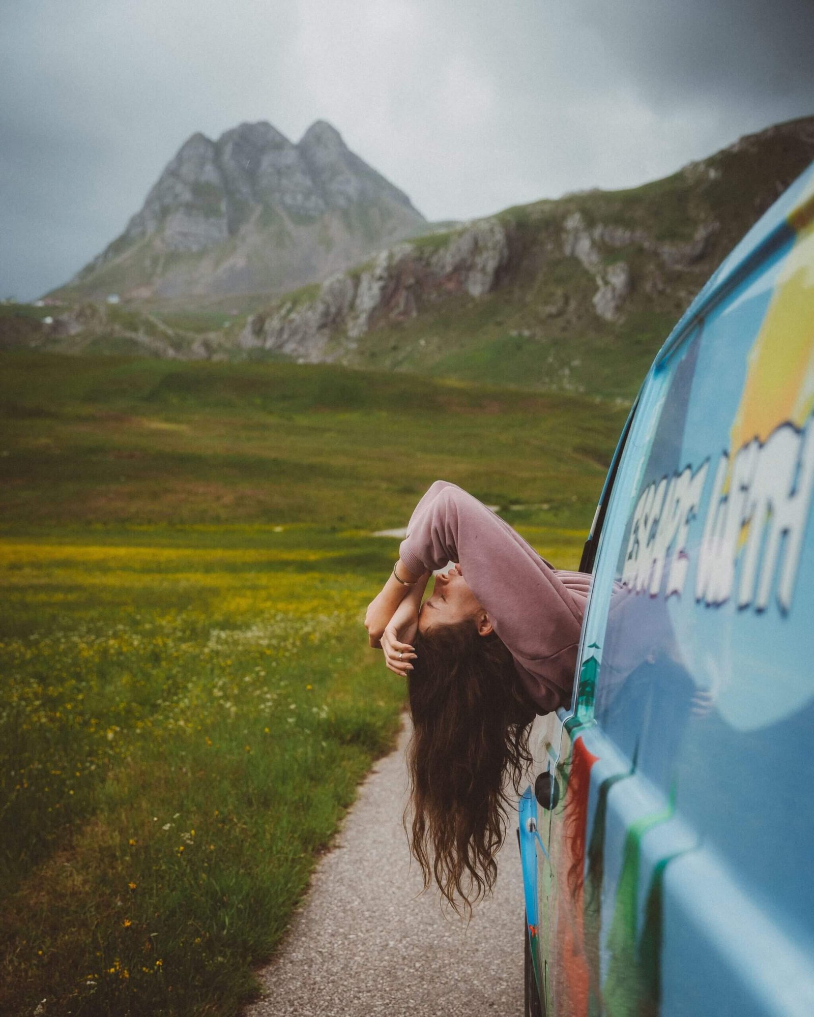 Van Travel mountains sea